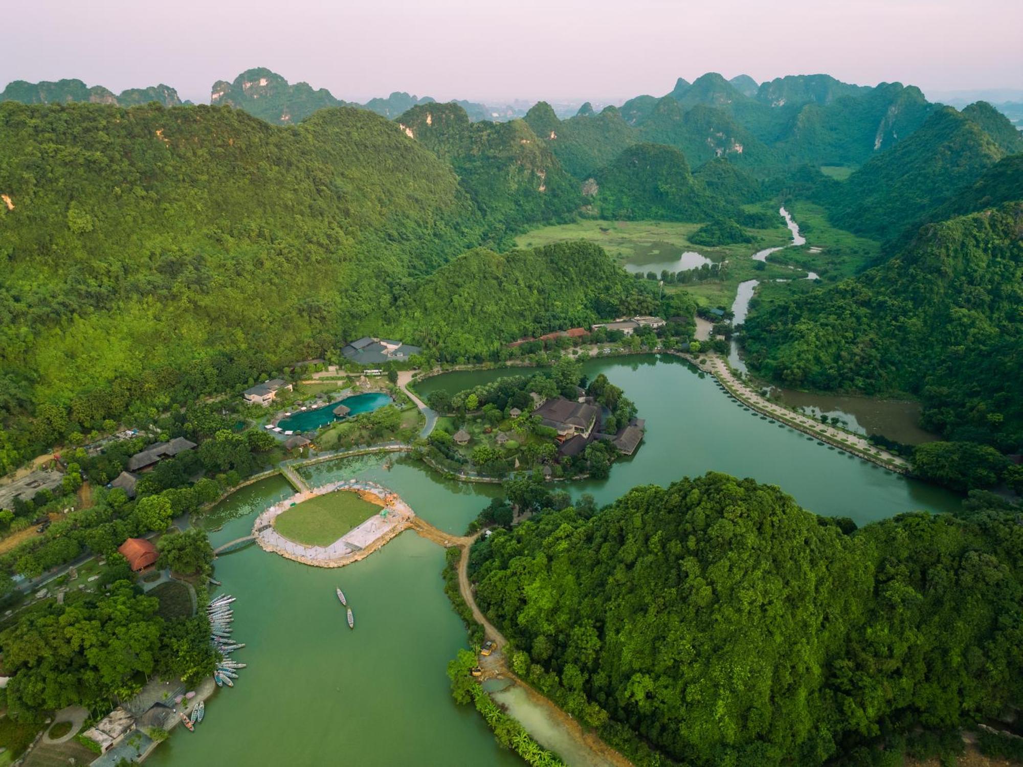 Thung Nham Resort นิญบิ่ญ ภายนอก รูปภาพ