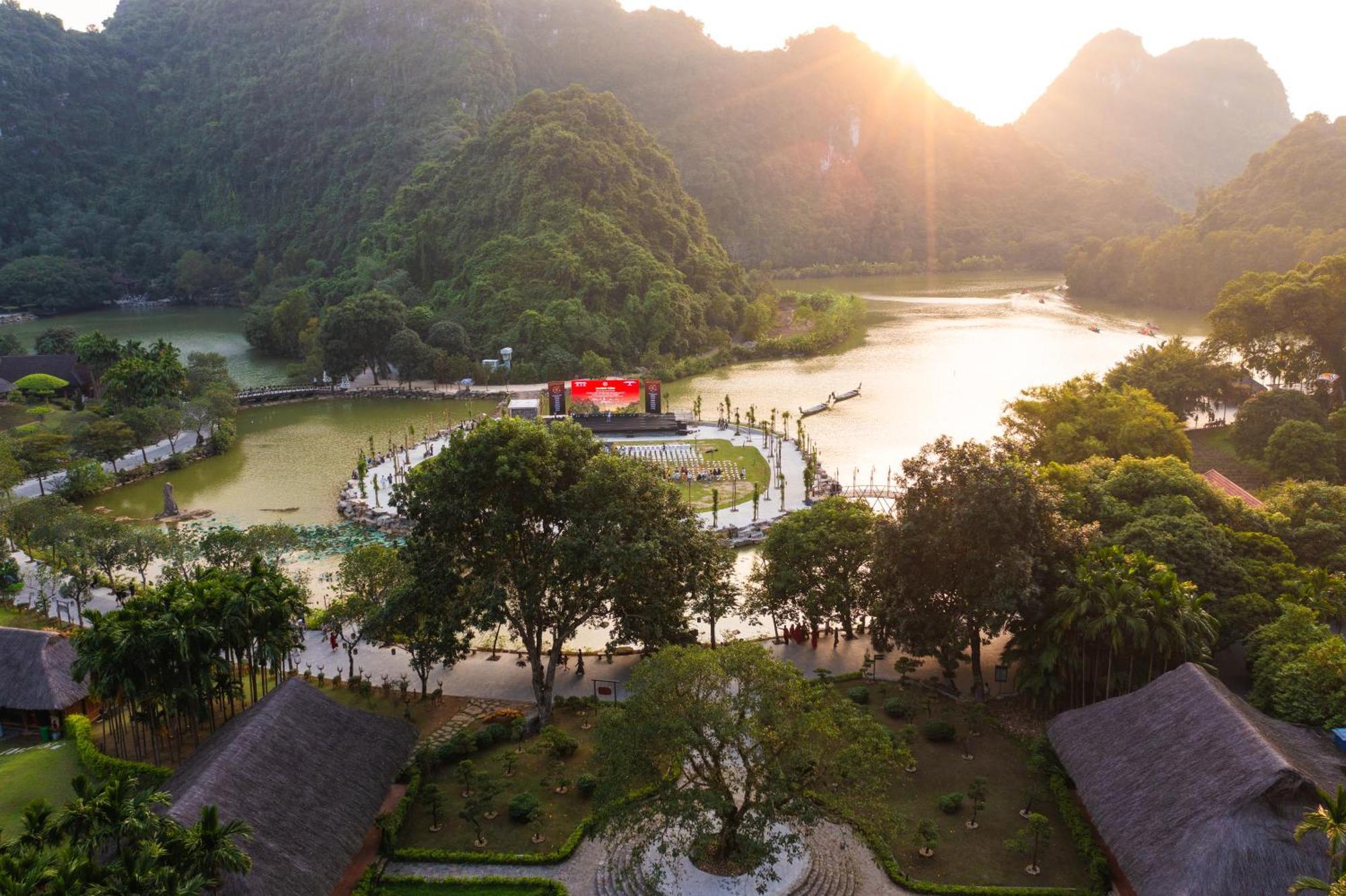 Thung Nham Resort นิญบิ่ญ ภายนอก รูปภาพ